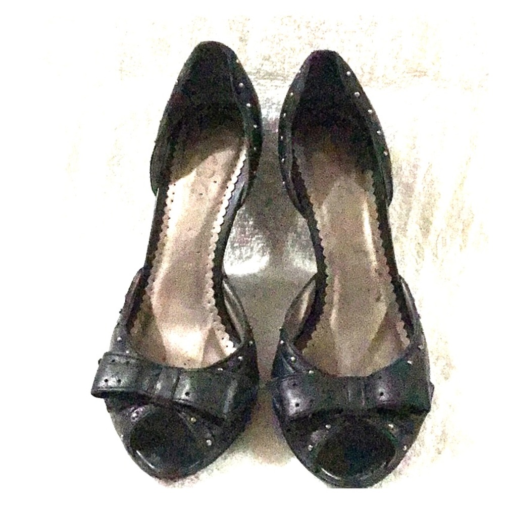 Black peep toe wedges